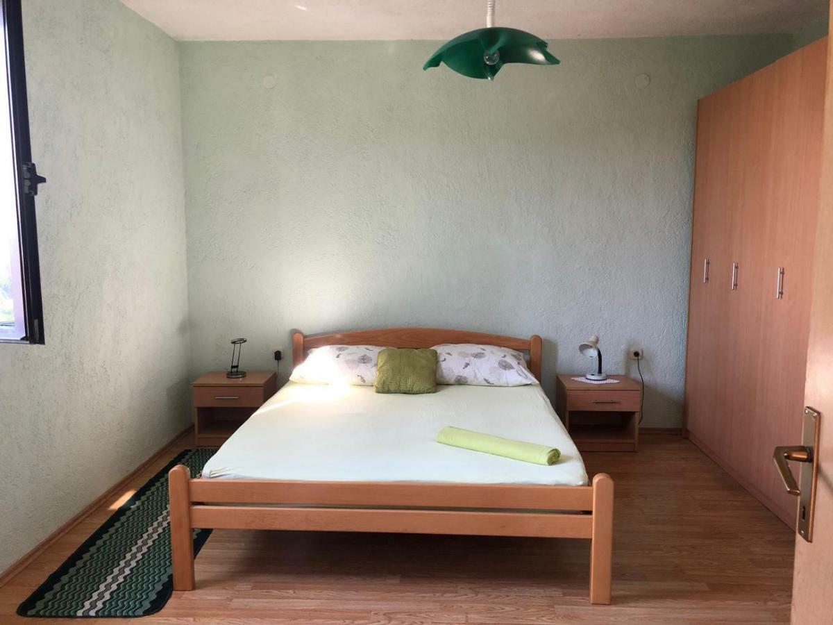 Apartment Jelena Сень Экстерьер фото